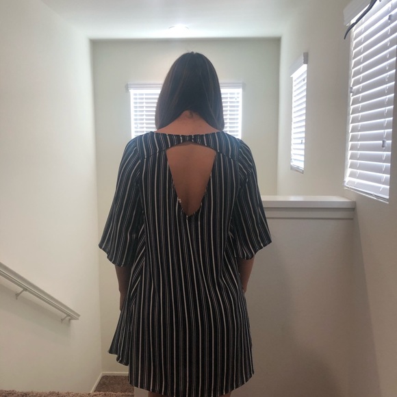 Black striped dress - Picture 2 of 2